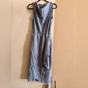 Halara Blue Sleeveless Dress, great for a summer wedding.